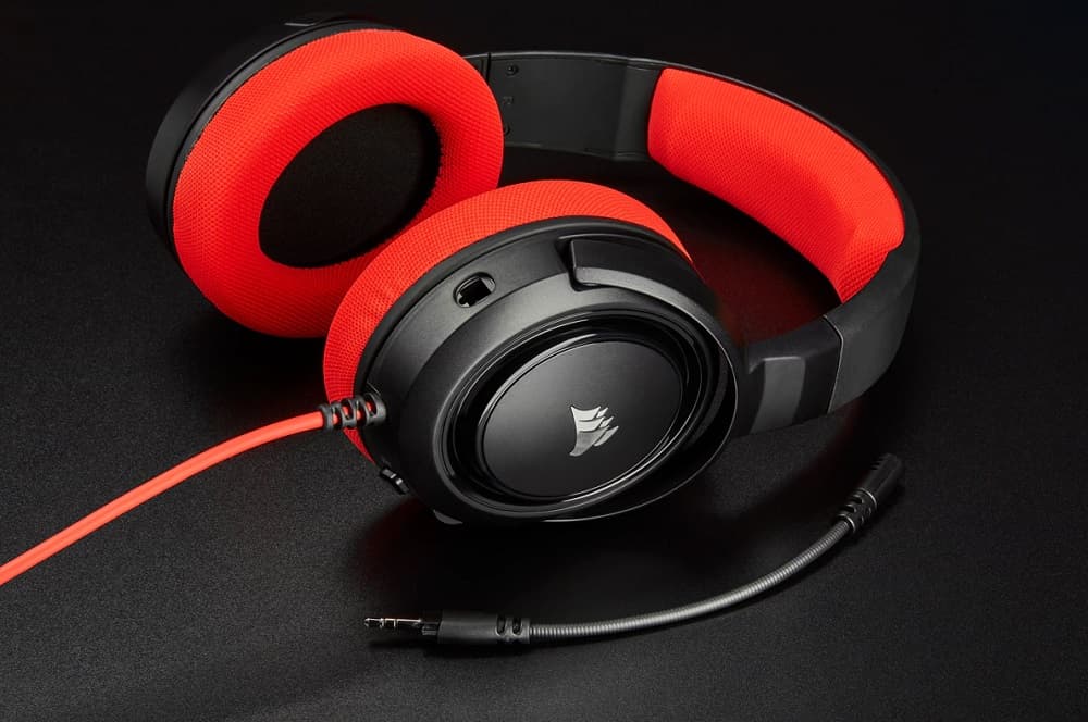 Fone De Ouvido Gaming Corsair HS35 CA-9011198-NA - Vermelho/Preto 5